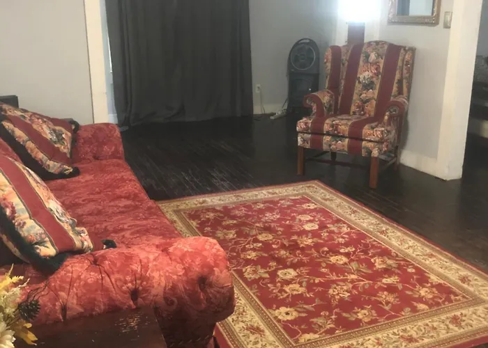 Private Cottage In Rural Clemmons